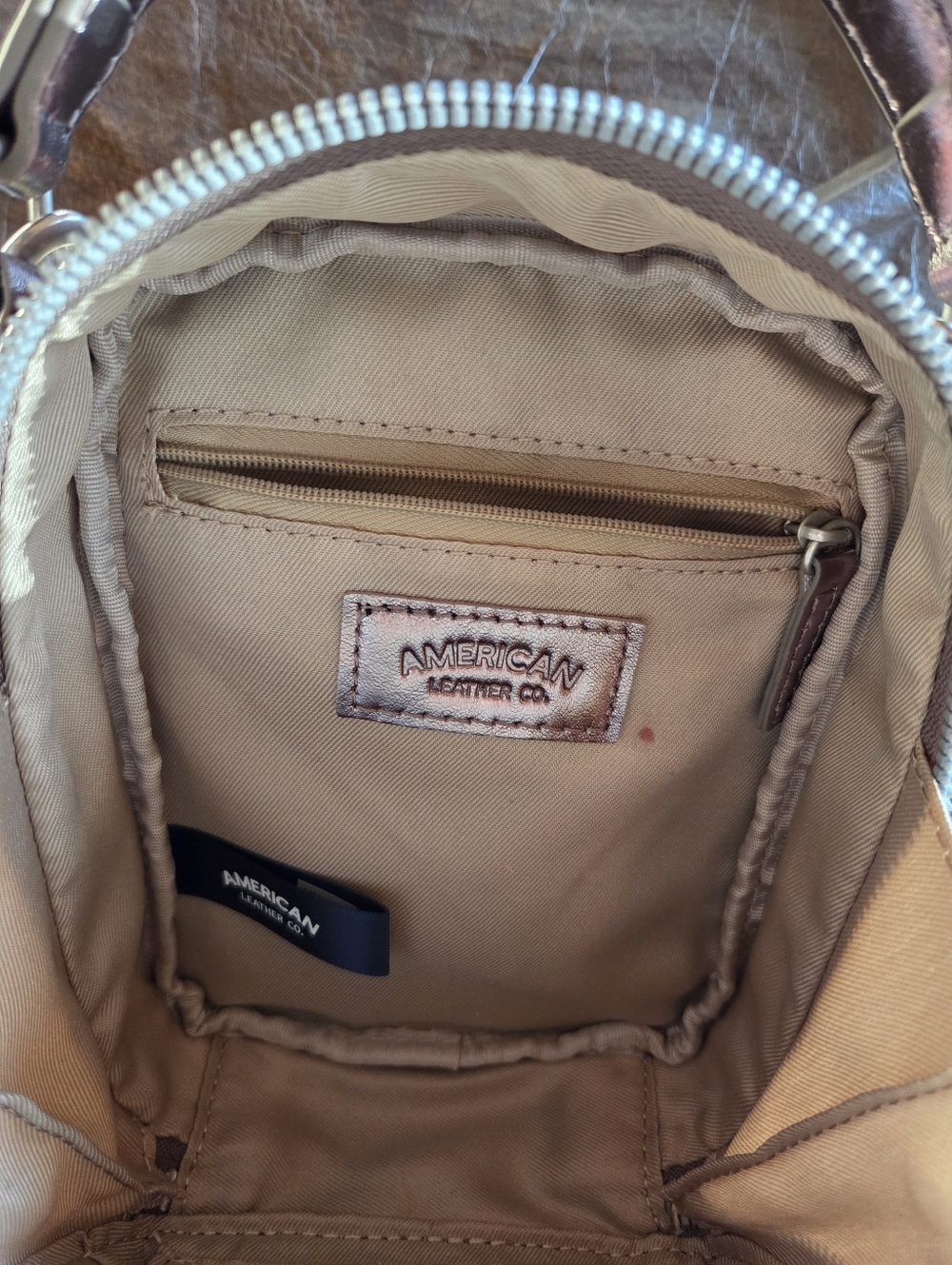 Silver American Leather Co. Tribeca Leather Crossbody w/ Top Handle Gently Used - Picture 3 of 9